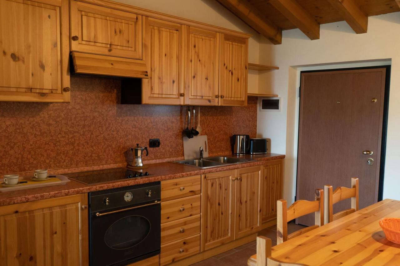 La Fiocchina - Magic Place - Apartments & Studios In Garda Lake - Countryside Farmhouse, Inside The Middle Of The Lake Salò Extérieur photo