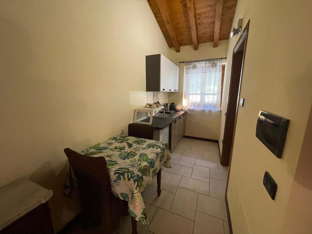 La Fiocchina - Magic Place - Apartments & Studios In Garda Lake - Countryside Farmhouse, Inside The Middle Of The Lake Salò Extérieur photo