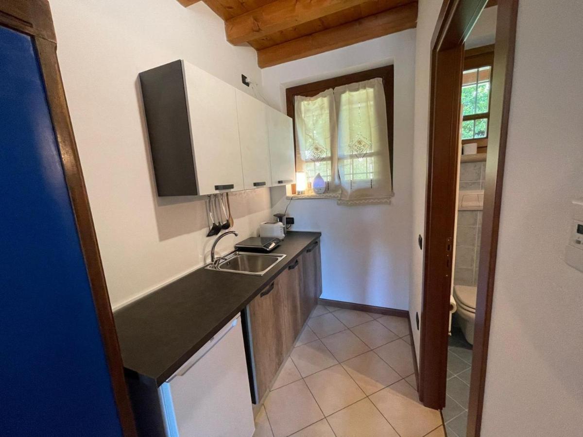 La Fiocchina - Magic Place - Apartments & Studios In Garda Lake - Countryside Farmhouse, Inside The Middle Of The Lake Salò Extérieur photo